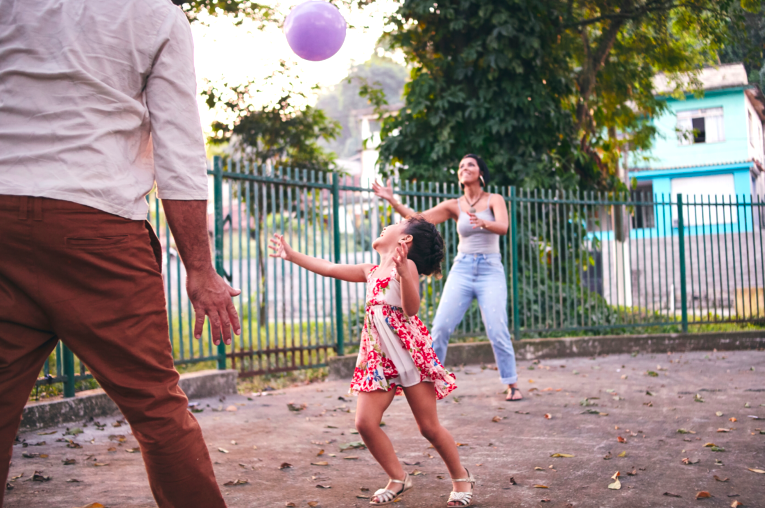 Science Shows That Nature Makes Kids Happier